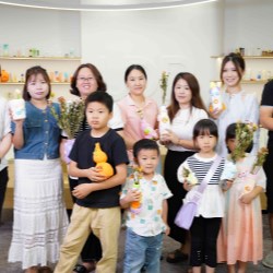 UDN Mothers Day eco-friendly DIY activity